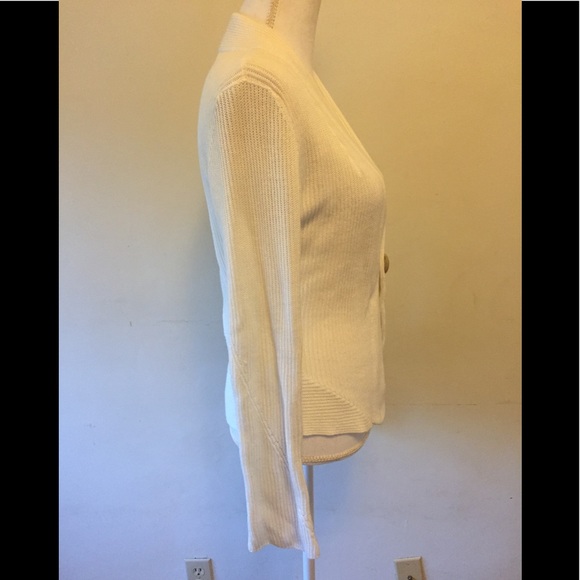 SOLD Brunello Cucinelli white ribbed sweater - Picture 2 of 8